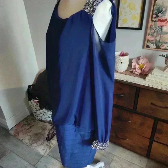 Betsy & Adam Jeweled Blouson Cold Shoulder Cocktail Dress 14 Royal Blue Mob Wife - Picture 6 of 6